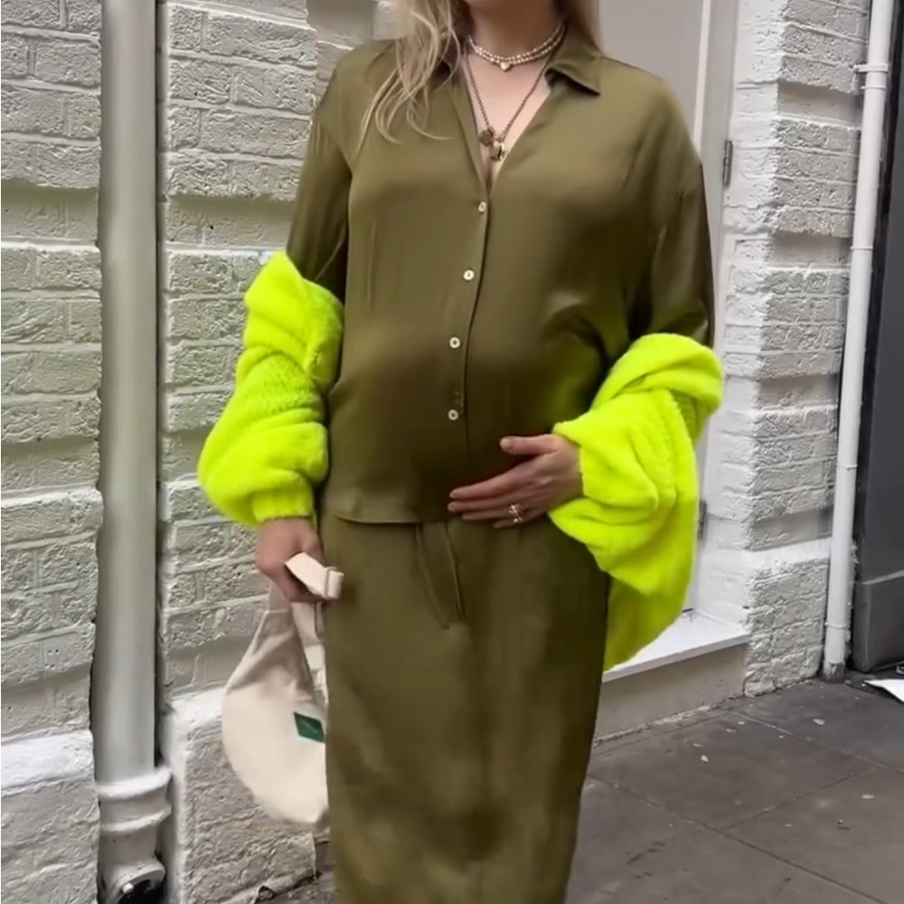 American Vintage Olive Button-Down Shirt - Picture 3 of 4